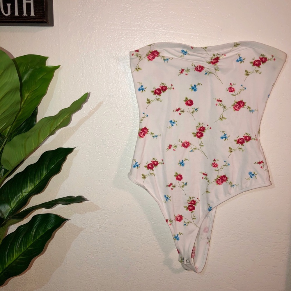 Forever 21 White Tube Floral Bodysuit